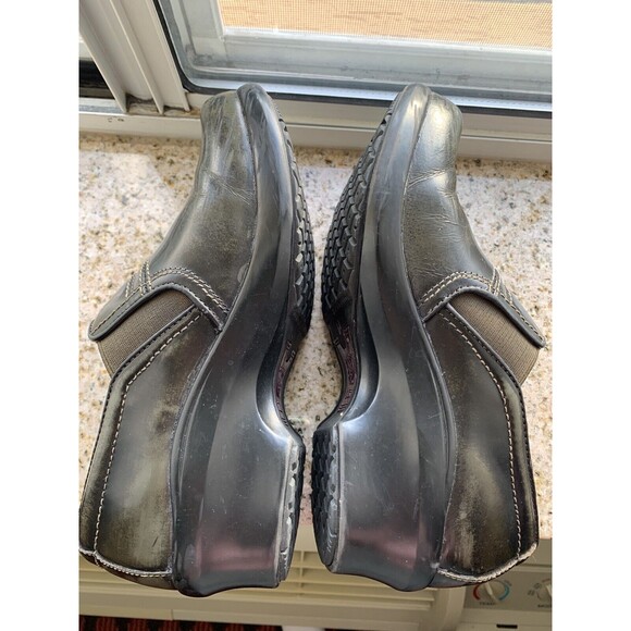 Ariat Shoes Womens 7 B Brown Sutter Clogs Leather Slip On Casual Comfort Low Top - Picture 3 of 8